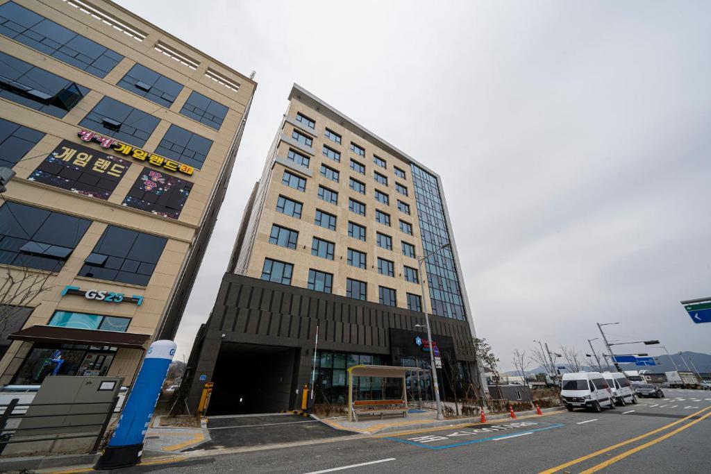 Surestay Plus Hotel By Best Western Aszan Kültér fotó